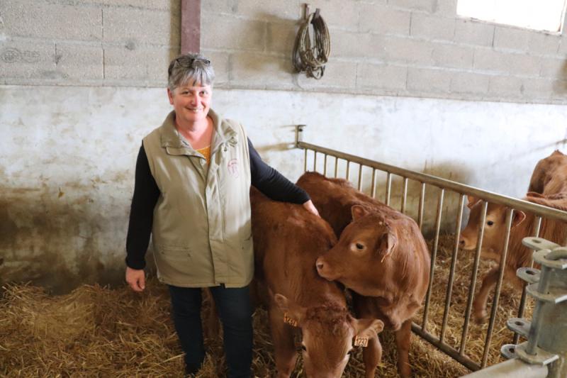 À Courgeac, Sylvie Blanchard et son mari ont repris en 2003
un élevage de veaux élevés sous la mère.