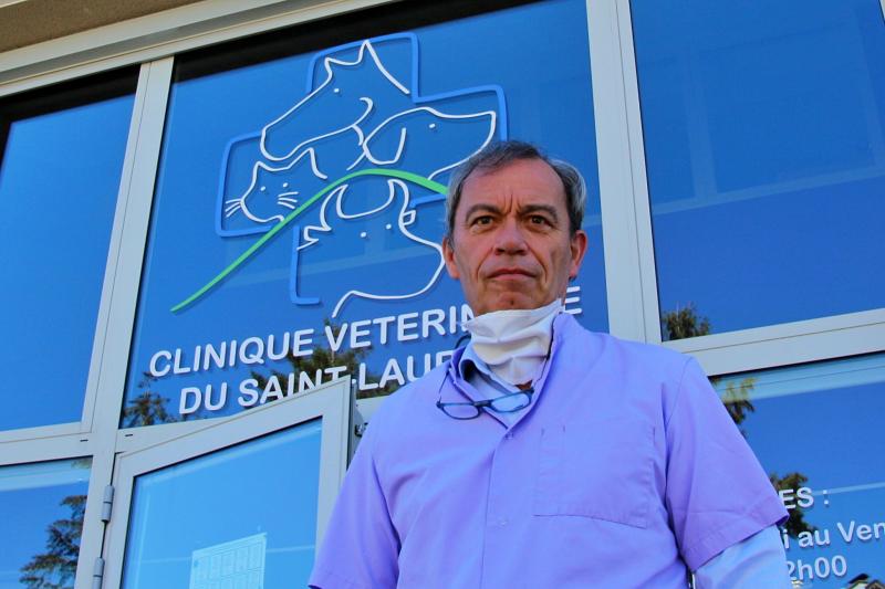 Depuis son cabinet de Saint-Mamet-la-Salvetat (Cantal), Éric Février pratique déjà du conseil par téléphone.