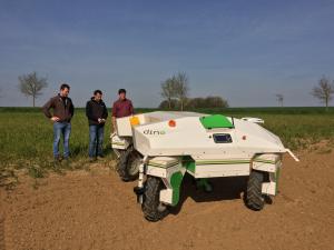 Le robot de désherbage Dino mis en service sur la Ferme 3.0 en avril sera en démonstration le 8 juin à Aizecourt-le-Haut.