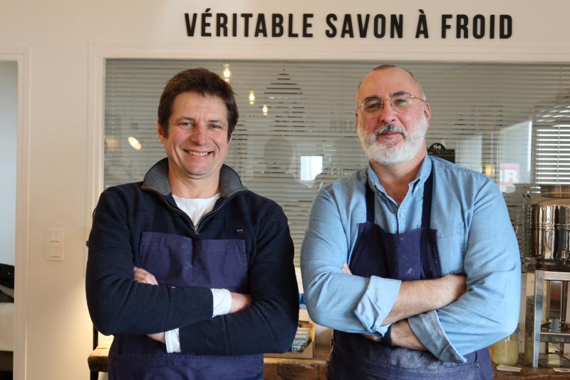 Philippe Maradan (à gauche) et Franck Peiffer, co-fondateurs de la savonnerie Gaiia.