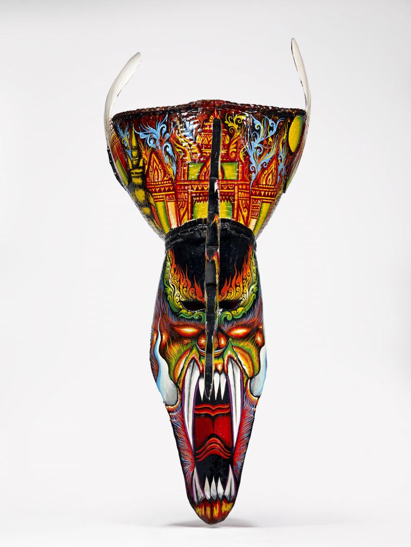 Ce masque effrayant de génie du sol, datant de 2008, est utilisé en Thaïlande pour favoriser la culture du riz. © musée du quai Branly-Jacques Chirac, dist.