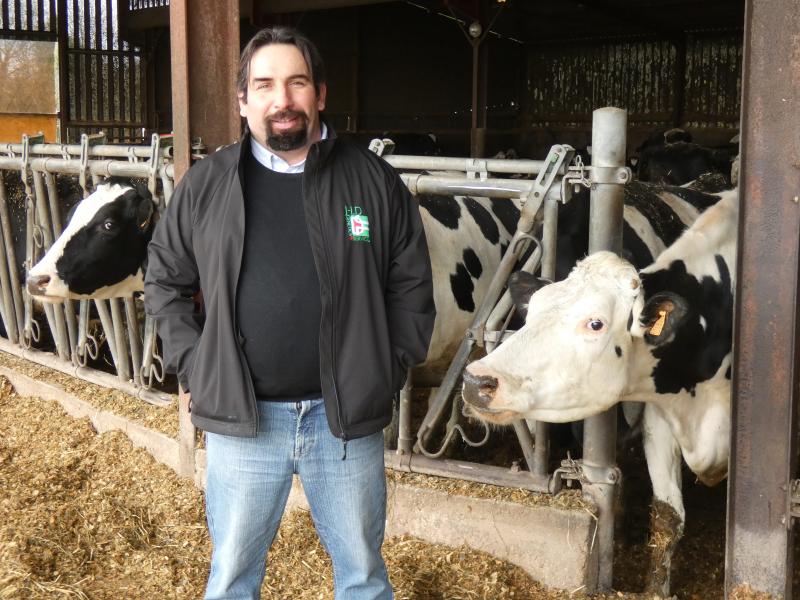 Pour Sylvain Chevalier, éleveur laitier à Taillebourg, la prise en compte des coûts en vue de la rentabilité reste la clé. « Il faut que les prix pratiqués compensent les nouvelles contraintes ! »