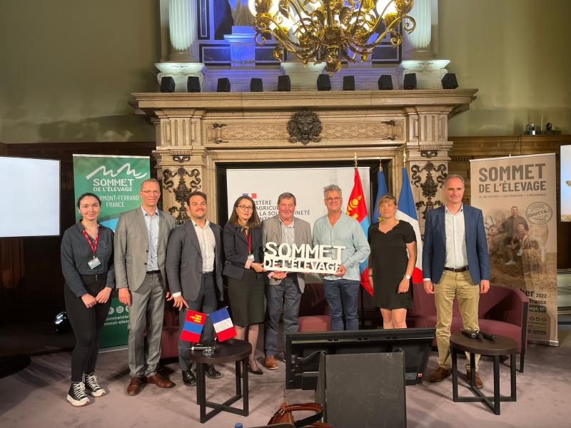 Les organisateurs du Sommet de l’Élevage ont présenté l’édition 2022 dans les salons du Ministère de l’agriculture et de la souveraineté alimentaire, en présence de l’ambassadrice de France en Mongolie.