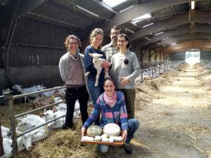 Léquipe de la ferme de Saint Goal à Pluvigner qui a ouvert ses portes le 11 mai dernier pour célébrer lEurope.