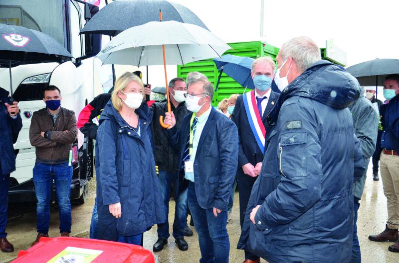 Après l’inauguration, Bérangère Abba a visité 4 exploitations innovantes, engagées dans une démarche de transition écologique.