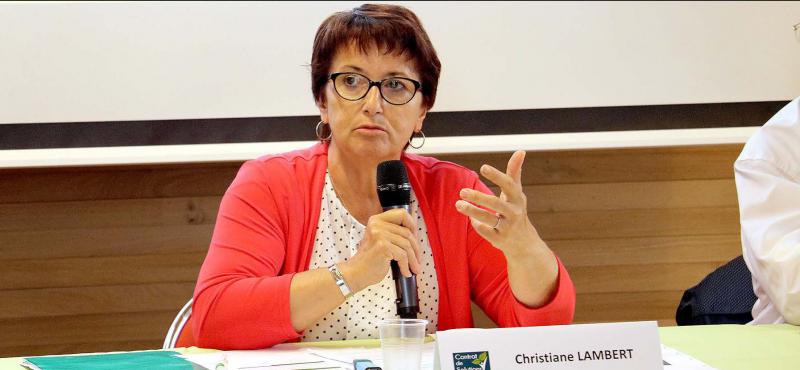 Présentation du Contrat de solutions par la présidente de la FNSEA, Christiane Lambert.