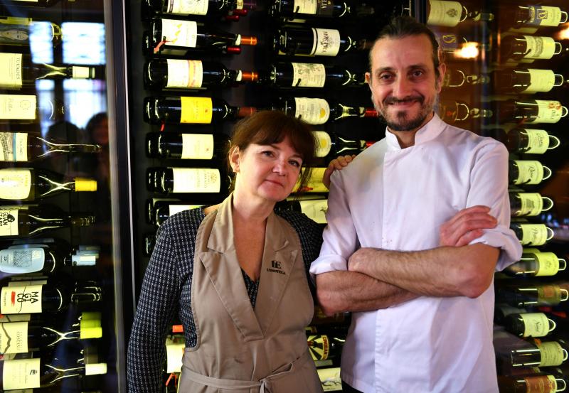 Margherita Sala, sommelière et Emmanuele Tamussi, chef de l’Enoteca (Paris).