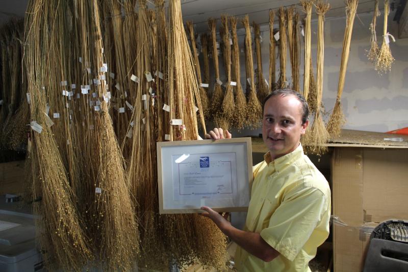 «Sur le plan international, 80 % de la fibre de lin textile sont produits sur les territoires situés entre Caen (Calvados) et Amsterdam (Pays-Bas). 80 % de cette production mondiale sont récoltés en France», détaille Charles-Henri Biard.