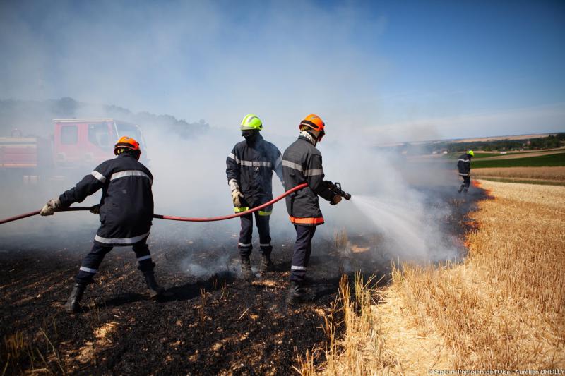 Pare étincelle pare flamme échappement engin agricole