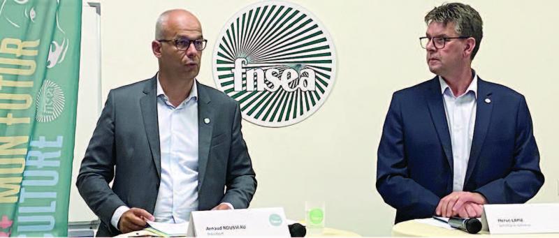 Arnaud Rousseau, président de la FNSEA et Hervé Lapie, secrétaire général, lors de la conférence de presse de rentrée du syndicat majoritaire le 31 août à Paris.