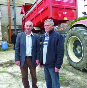 Les agriculteurs qui produisent et fournissent le miscanthus, Mr Brehon
et Mr Van Mooleghem.