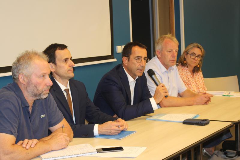 Réunion d'arrondissement à Roy-Boissy le 16 septembre. Une autre s'est tenue le 17 à Fournival.
