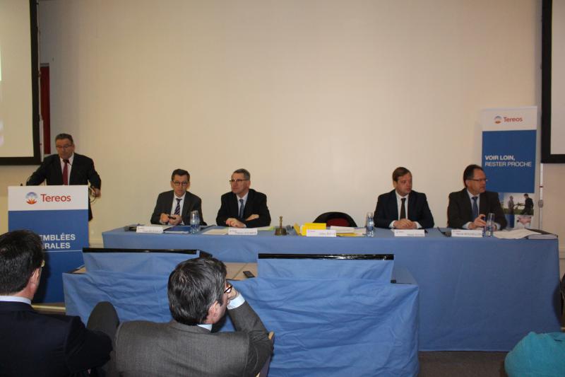 A la tribune pendant l’intervention de Gilles Bollé, président de la coopérative de Chevrières et membre du conseil de surveillance de Tereos, Yves Belegaud, directeur Tereos Europe, Thierry Lecomte, président du conseil de surveillance, Alexis Duval, président du directoire, et Hervé Nouvellon, directeur agricole.