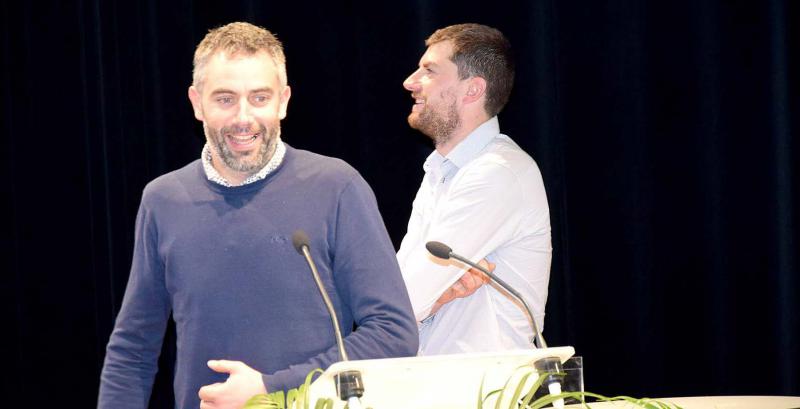 En duo, Pierre et Martin Lévêque ont présenté leur exploitation à Hautvillers-Ouville, lors de la deuxième journée Ambition Ozé, à Amiens, le 25 janvier dernier.