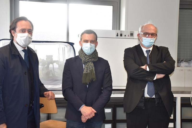 De gauche à droite : Grégory Besson-Moreau, Julien Dive et Henri Havard, unanimes pour dire que «la logique du ministre et de beaucoup de parlementaires c'est de n'avoir aucune interdiction sans solution. Et c'est la logique maîtresse des prochaines années, de notre vision de l'agriculture et de l'accompagnement de la transition écologique».