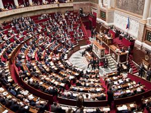 Députés et sénateurs ont adopté, les 20 et 21 juillet, le texte de loi d’urgence agricole sur la base du texte issu d’une commission mixte paritaire.