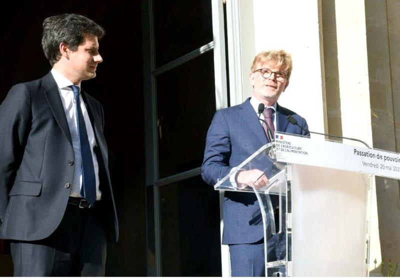 Passation de pouvoir entre Julien Denormandie et Marc Fesneau au ministère de l'Agriculture, rue de Varenne, le 20 mai.