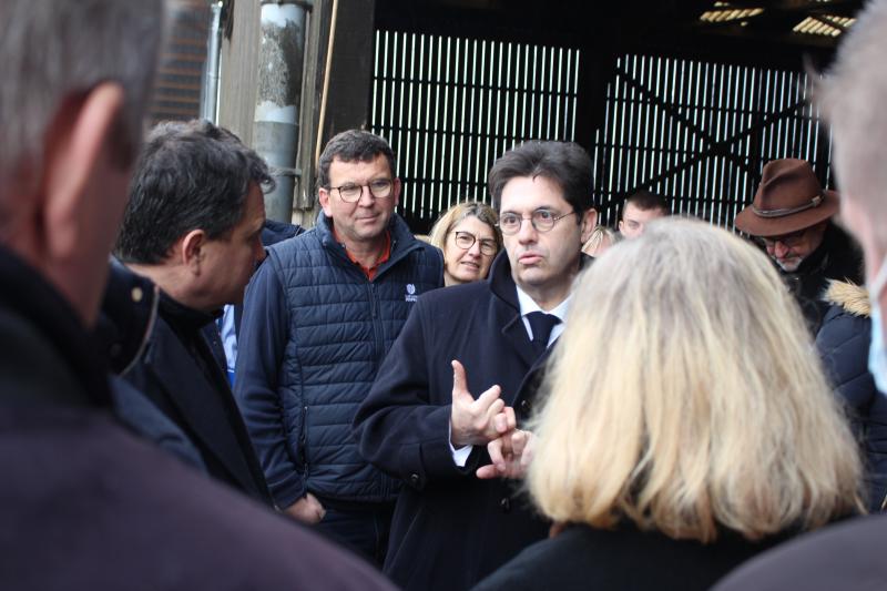 Laurent Degenne, Pascal et Sophie Foucault, Georges-François Leclerc, Denis Pype et, de dos, Corinne Orzechowski.