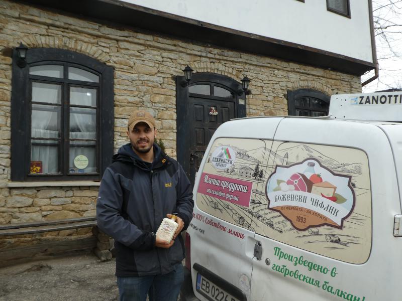 Peter, président des JA nationaux développe une agriculture de proximité avec gites et vente directe.