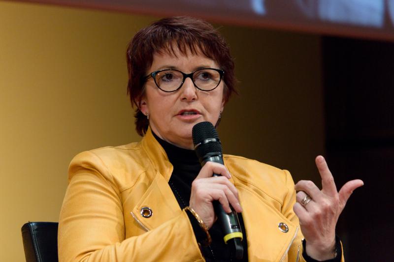 Christiane Lambert, présidente de la FNSEA, attend des actes concrets après les déclarations de bonnes intentions des États généraux de l’alimentation.