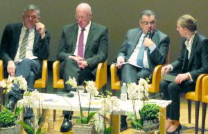 De gauche à droite : Luc Vermersch, vice-président ; Jean-François Gaffet, président ; Michel Prugue, président de la Coop de France, et Céline Leeman-Broyer, secrétaire générale.