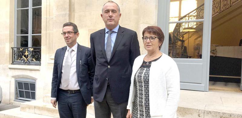 De gauche à droite : Jérôme Despey, secrétaire général de la FNSEA, Didier Guillaume, ministre de l’Agriculture, et Christiane Lambert, présidente de la FNSEA, le 18 octobre dernier, au ministère de l’Agriculture.