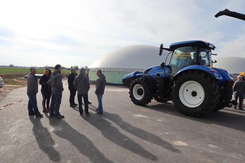 Le T6 Méthane Power Vario de la marque New Holland est le premier tracteur fonctionnant au biométhane.