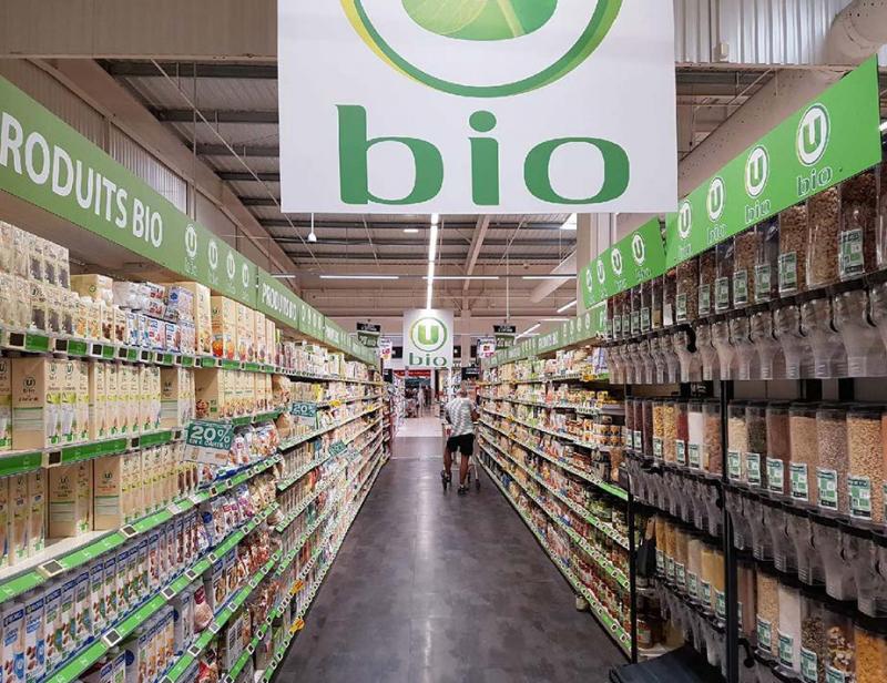 La grande distribution a réduit la taille des rayons bio au nom du pouvoir d'achat.