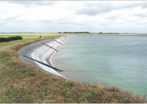 Stockage de l’eau pour l’irrigation.