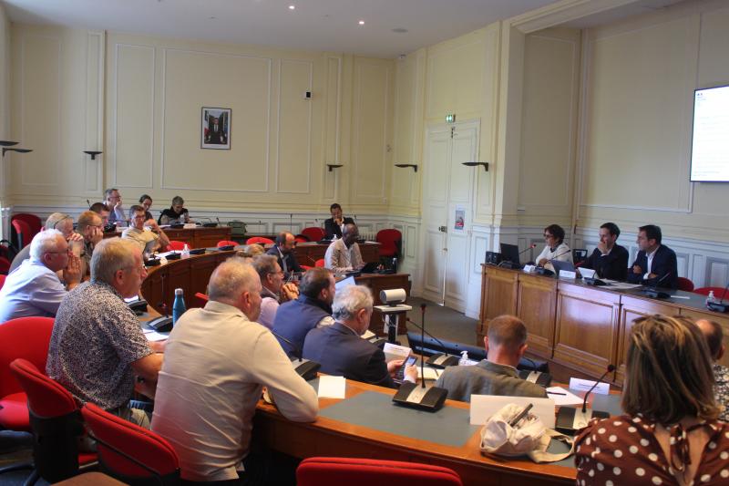 Tous les acteurs de la filière betteravière de l’Oise étaient conviés à la préfecture pour un réunion habituelle mais, cette année , revêtait un enjeu particulier au regard de la situation désastreuse en plaine.