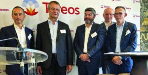 L'équipe de direction de Tereos entourant le président de son conseil d'administration, Gérard Clay.