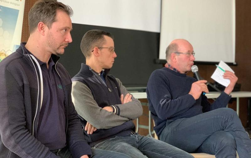 De gauche à droite, Jérôme Pierson (coopérative Norabio), Thomas Raoul (FRDP) et Gilles Delannoy (OP Agoris),
sont d’accord sur le fait que les producteurs ont besoin de s’organiser davantage.